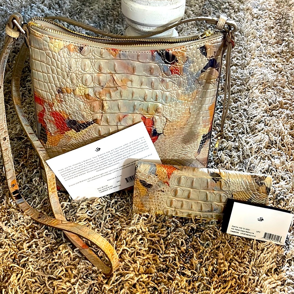 NWT Katie Oasis Melbourne w/Ady Oasis Wallet